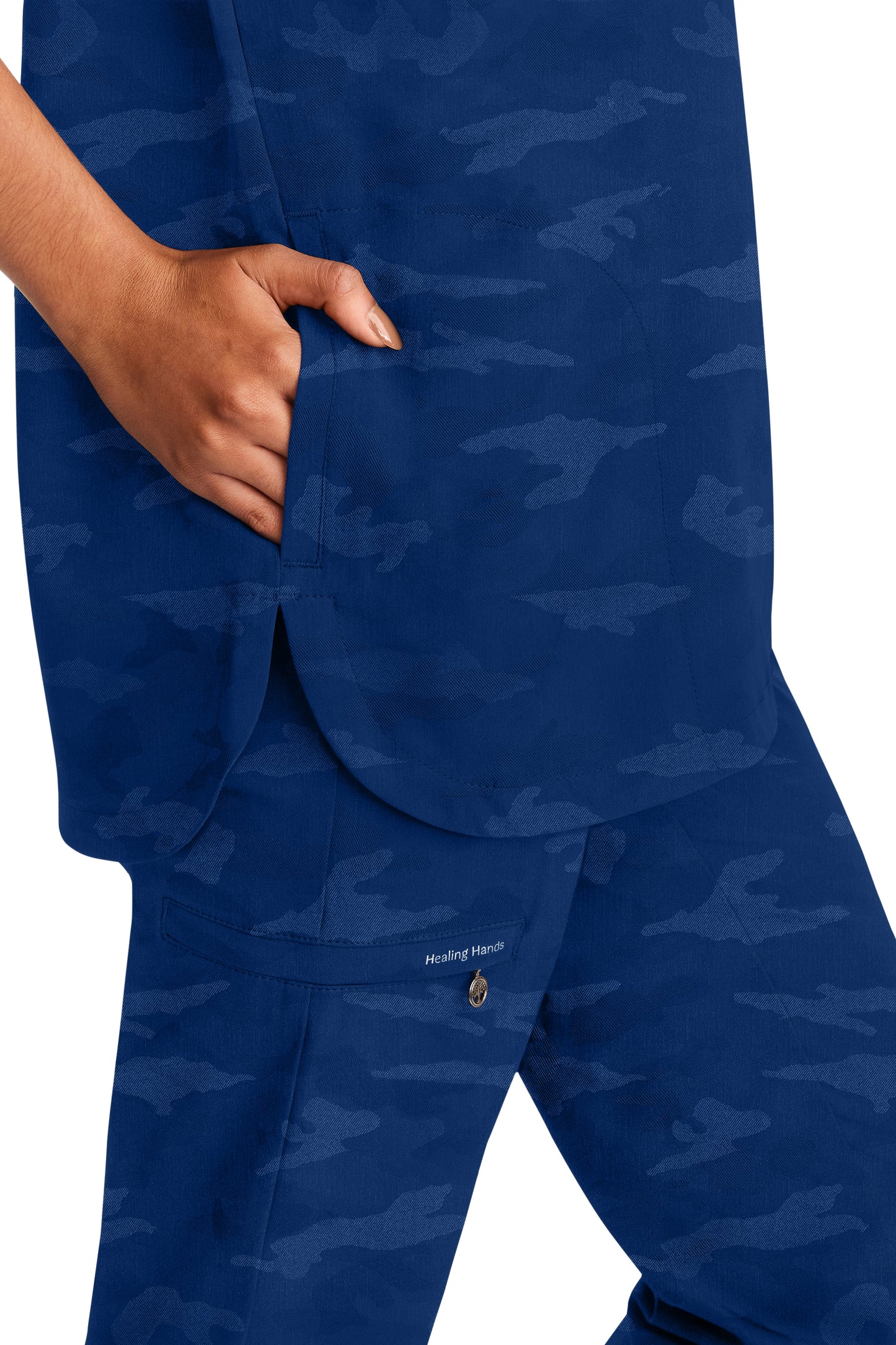 Healing Hands Purple Label Camo 2352 Journey Boxy Top Navy Pocket Close Up