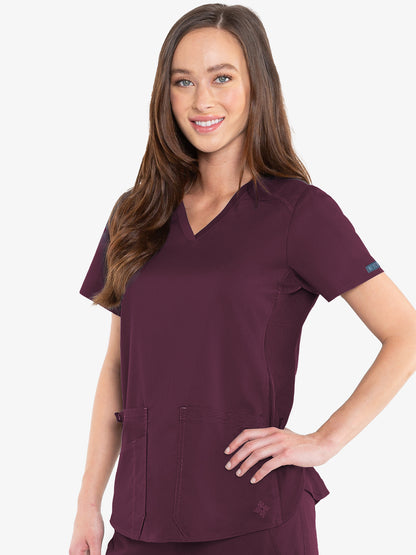 Med Couture Touch 7459 Women's V-Neck Shirttail Top Wine