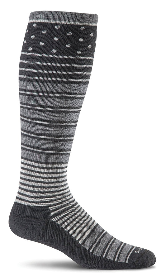 Sockwell Women's FIRM Compression Socks Twister Black 